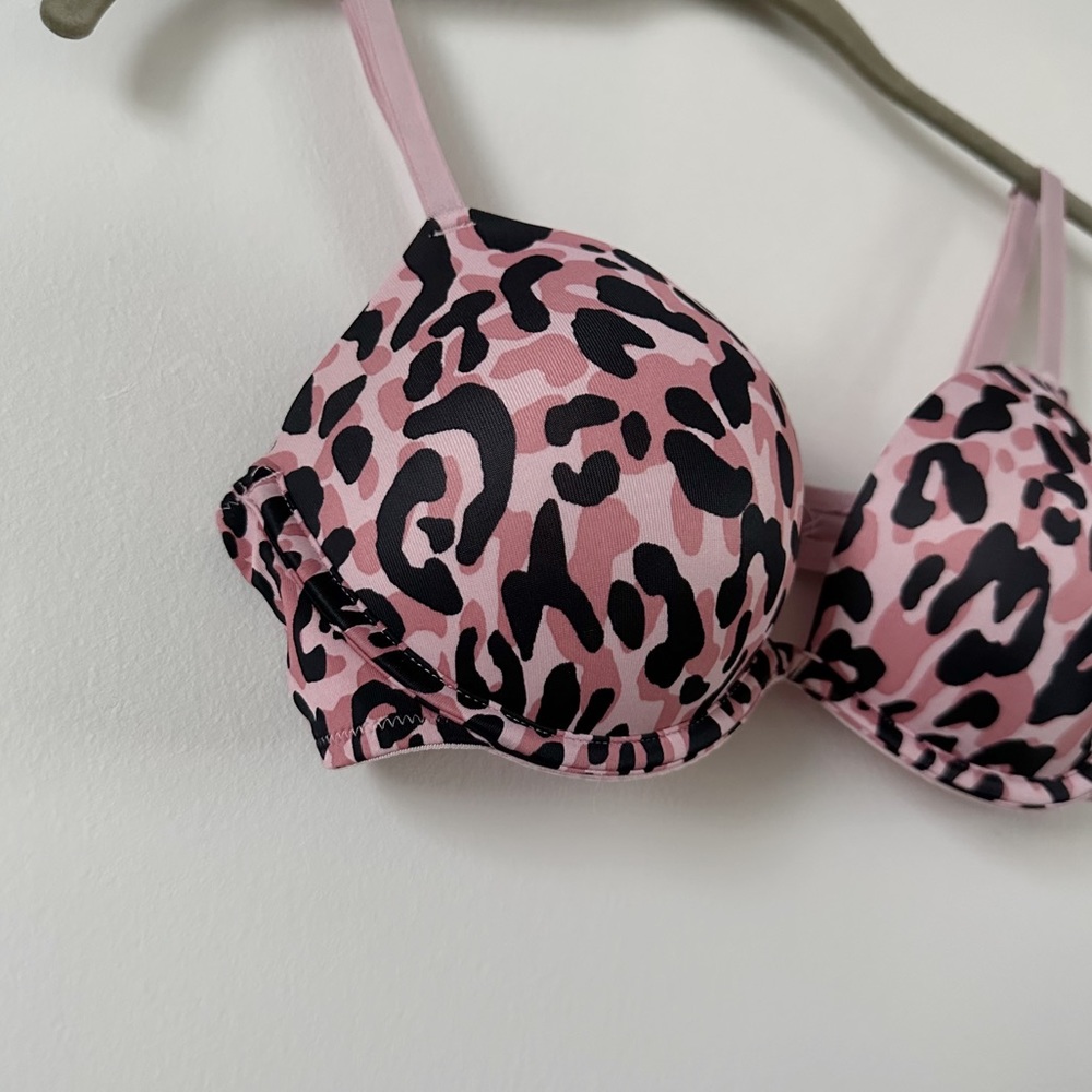 Victoria’s Secret PINK Bra - Picture 7 of 14